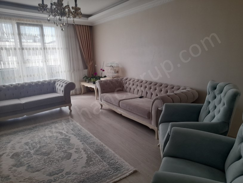 ESENYURT METROBÜS DURAĞINA YÜRÜME MESAFESİNDE 3+1 SATILIK DAİRE