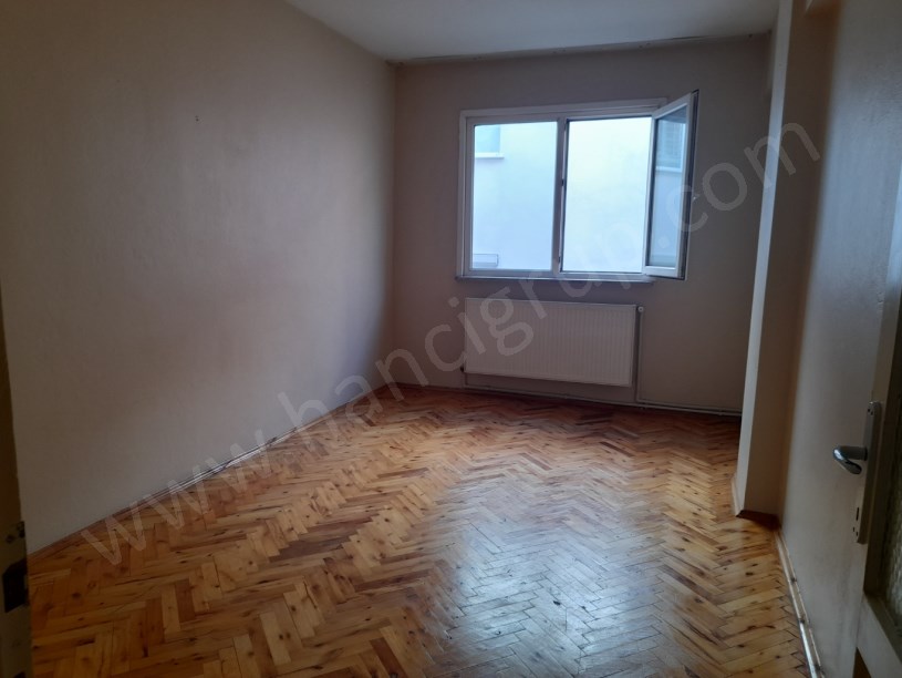 AVCILAR METROBÜSE YÜRÜME MESAFESİNDE SATILIK 2+1 DAİRE