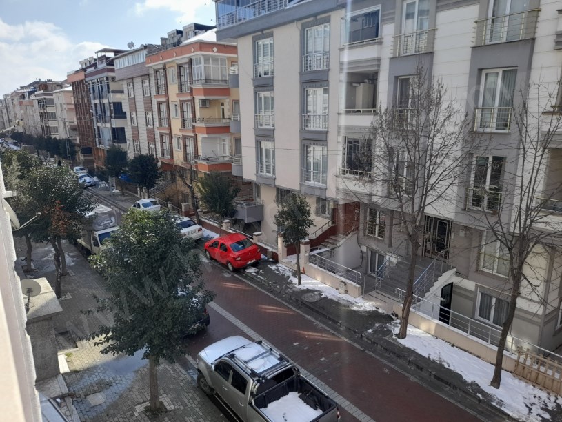 AVCILAR METROBÜSE YÜRÜME MESAFESİNDE SATILIK 2+1 DAİRE