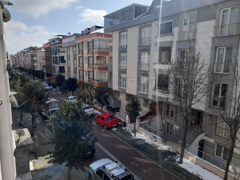 AVCILAR METROBÜSE YÜRÜME MESAFESİNDE SATILIK 2+1 DAİRE