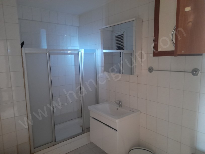 AVCILAR METROBÜSE YÜRÜME MESAFESİNDE SATILIK 2+1 DAİRE