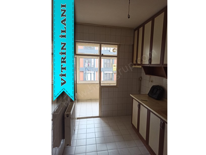 AVCILAR METROBÜSE YÜRÜME MESAFESİNDE SATILIK 2+1 DAİRE