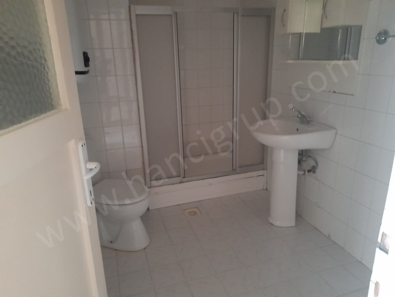 AVCILAR METROBÜSE YÜRÜME MESAFESİNDE SATILIK 2+1 DAİRE