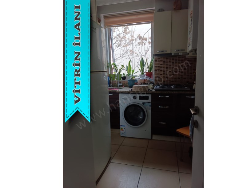 BEYLİKDÜZÜNDE KİRALIK 1+1 OFİS