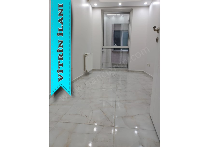 BEYLİKDÜZÜNDE KİRALIK 1+1 OFİS