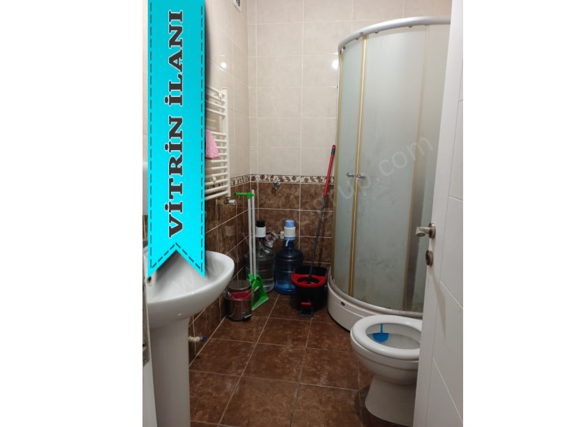 BEYLİKDÜZÜNDE KİRALIK 1+1 OFİS