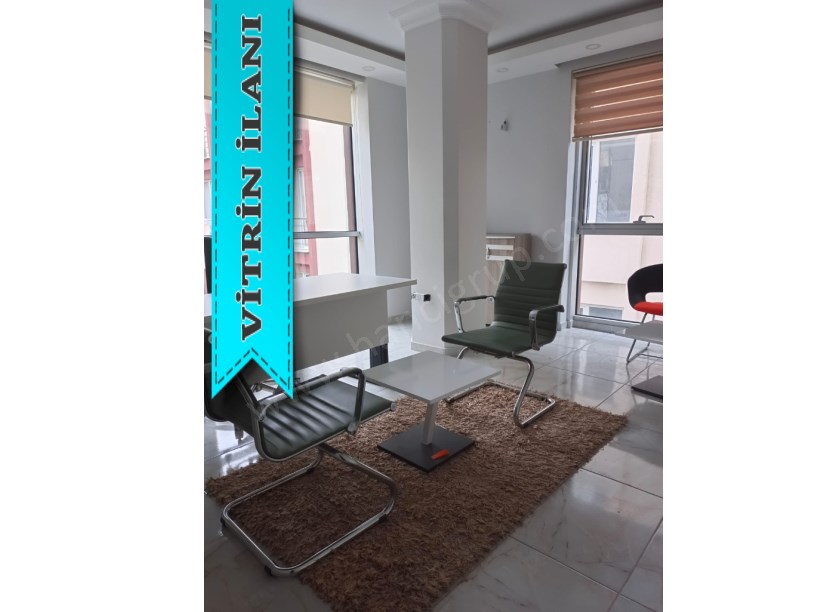 BEYLİKDÜZÜNDE KİRALIK 1+1 OFİS