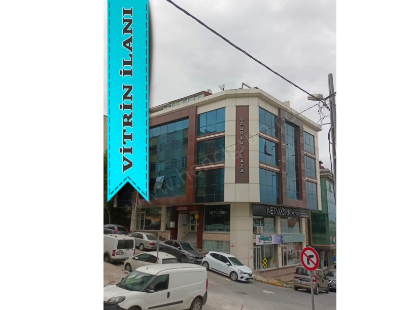 BEYLİKDÜZÜNDE KİRALIK 1+1 OFİS
