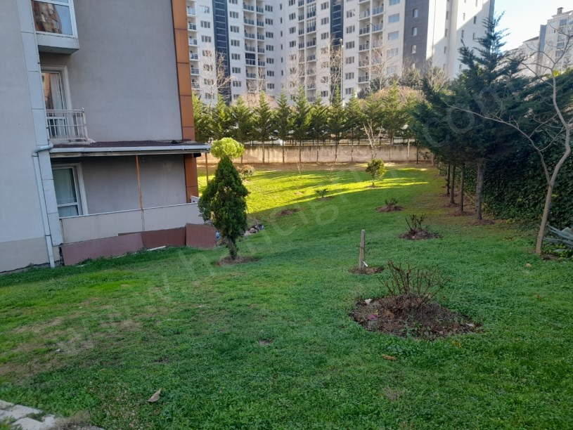 BEYLİKDÜZÜ MERKEZDE 3+1 SATILIK DAİRE