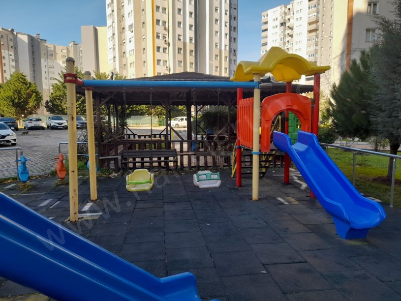 BEYLİKDÜZÜ MERKEZDE 3+1 SATILIK DAİRE