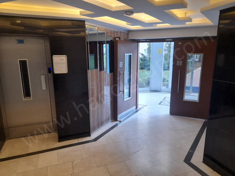 BEYLİKDÜZÜ MERKEZDE 3+1 SATILIK DAİRE