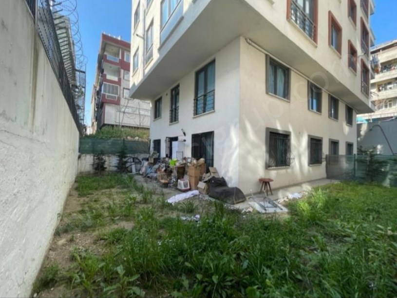 BEYLÜKDÜZÜ YAKUPLU MAH. BAHÇE KULLANIMLI SATILIK 2+1 DAİRE
