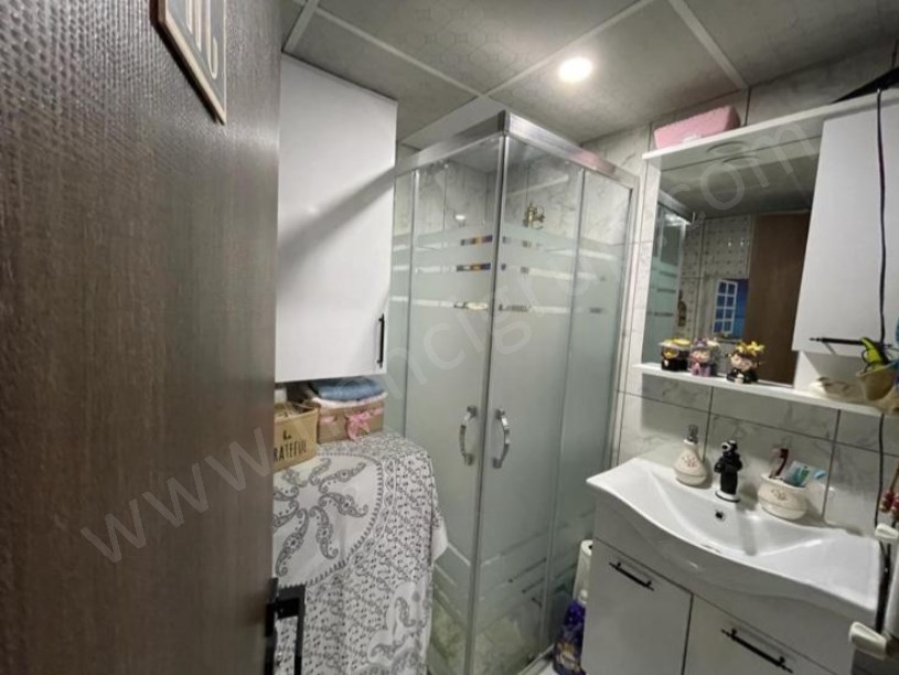 BEYLÜKDÜZÜ YAKUPLU MAH. BAHÇE KULLANIMLI SATILIK 2+1 DAİRE