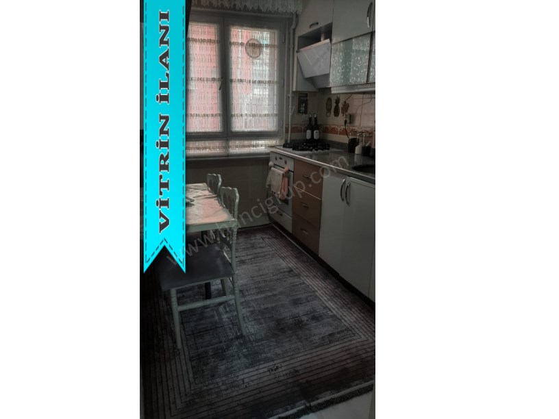 AVCILAR METROBÜSE YÜRÜME MESAFESİNDE SATILIK 2+1 DAİRE