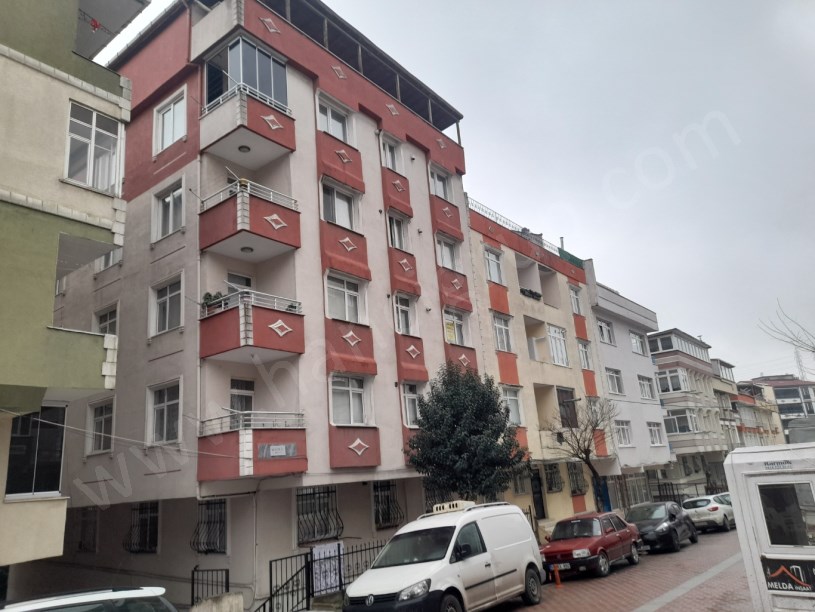 AVCILAR METROBÜSE YÜRÜME MESAFESİNDE SATILIK 2+1 DAİRE