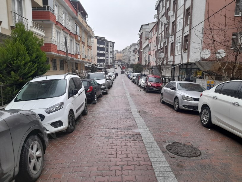 AVCILAR METROBÜSE YÜRÜME MESAFESİNDE SATILIK 2+1 DAİRE