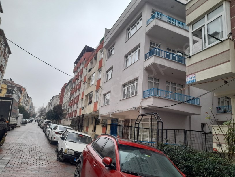 AVCILAR METROBÜSE YÜRÜME MESAFESİNDE SATILIK 2+1 DAİRE