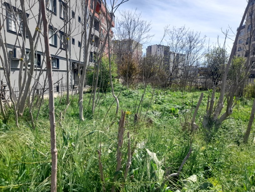 BEYLİKDÜZÜ YAKUPLU MERKEZDE 1.100 M2 KİRALIK ARSA