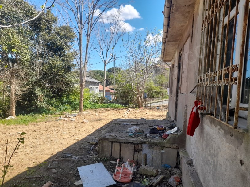 BEYKOZ PAŞABAHÇEDE 746 M2 ARSA İÇERİSİNDE SATILIK MÜSTAKİL EV