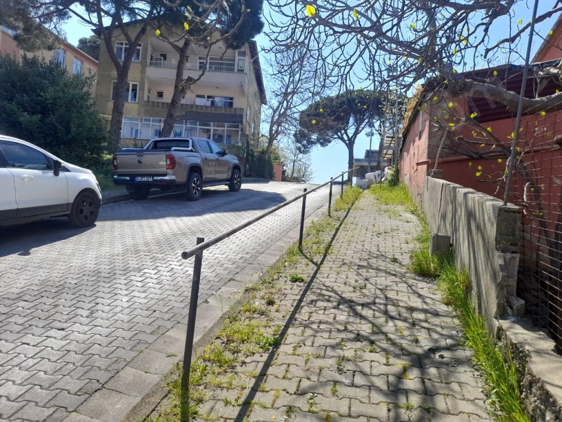 BEYKOZ PAŞABAHÇEDE 746 M2 ARSA İÇERİSİNDE SATILIK MÜSTAKİL EV