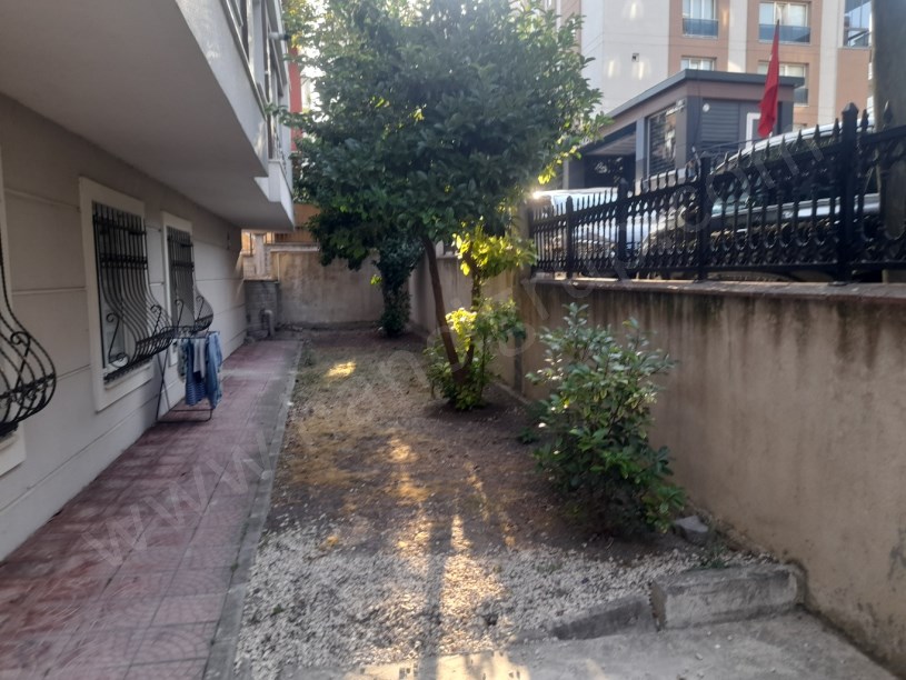 GÜRPINAR MERKEZDE SATILIK 2+1 DAİRE
