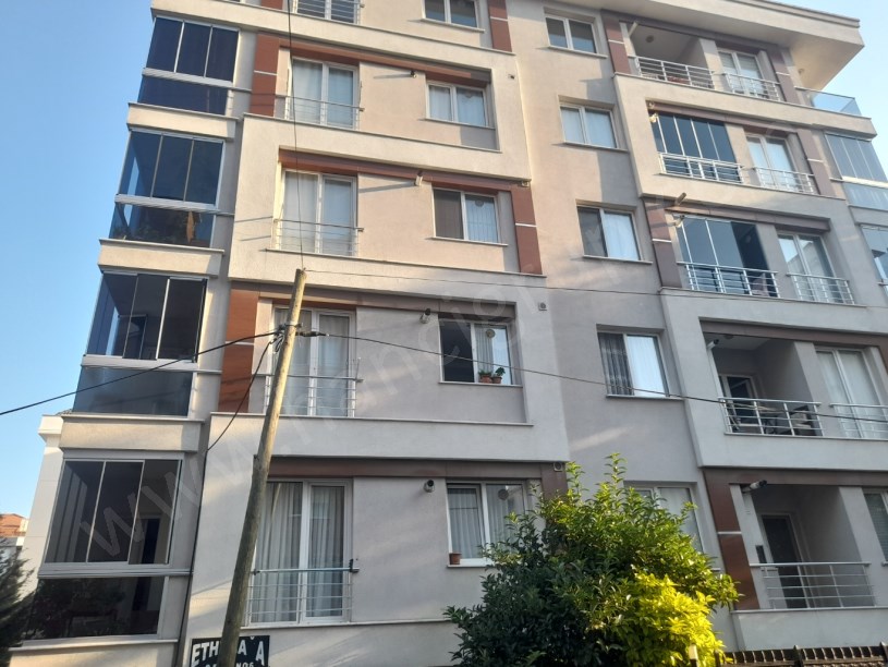 GÜRPINAR MERKEZDE SATILIK 2+1 DAİRE