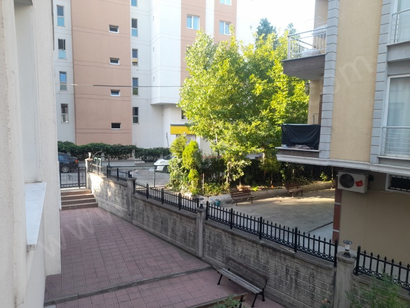 GÜRPINAR MERKEZDE SATILIK 2+1 DAİRE