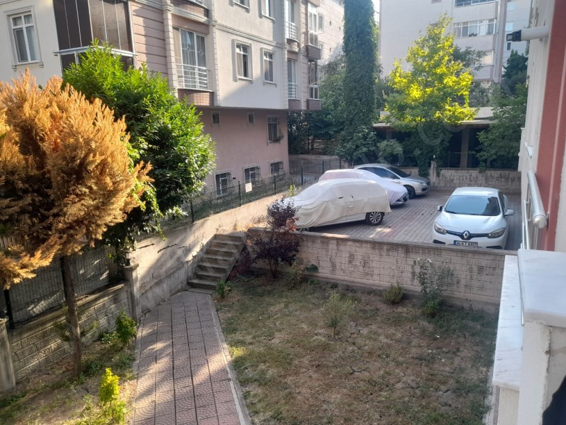 GÜRPINAR MERKEZDE SATILIK 2+1 DAİRE