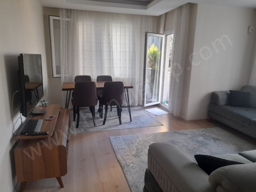 GÜRPINAR MERKEZDE SATILIK 2+1 DAİRE