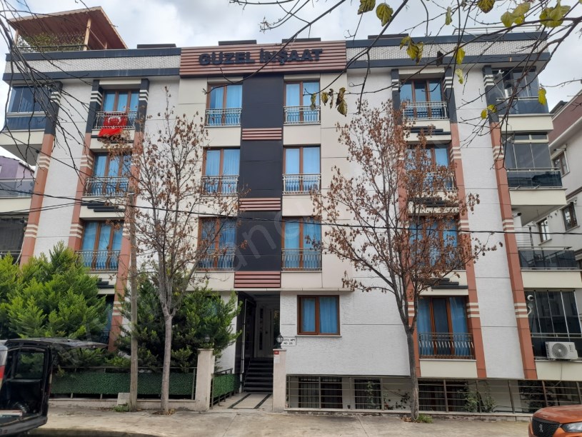 BEYLİKDÜZÜ YAKUPLU  2+1 BAHÇE KATI TERASLI SATILIK DAİRE