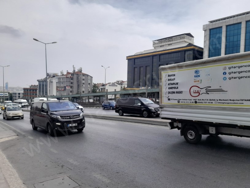 GÜZELYURT METROBÜS DURAĞINDA 250 M2 KİRALIK DÜKKAN