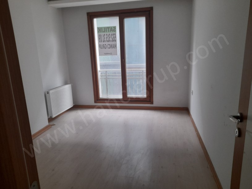 BEYLİKDÜZÜ YAKUPLUDA GENİŞ SATILIK 2+1 DAİRE