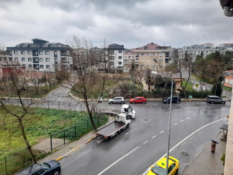 KAVAKLI MERKEZDE SİTE İÇERİSİNDE GENİŞ DUBLEKS SATILIK DAİRE 