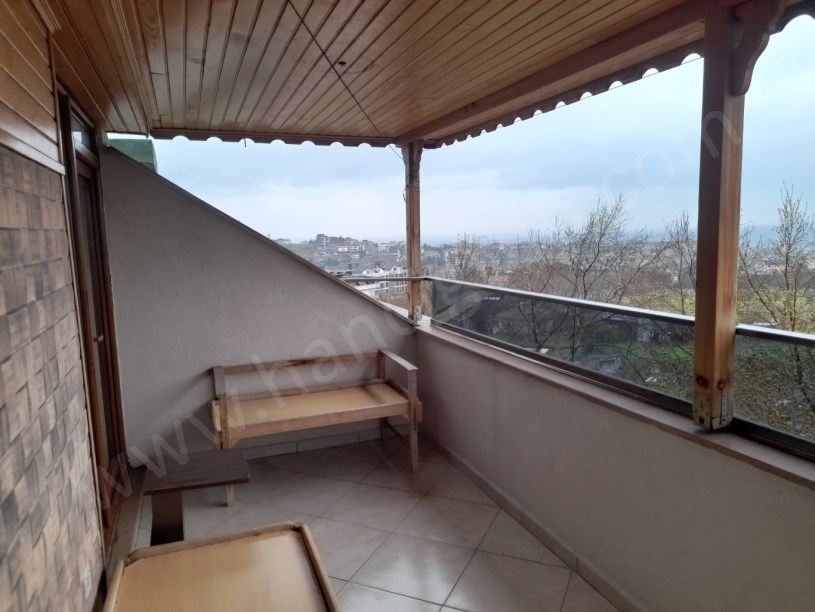 KAVAKLI MERKEZDE SİTE İÇERİSİNDE GENİŞ DUBLEKS SATILIK DAİRE 