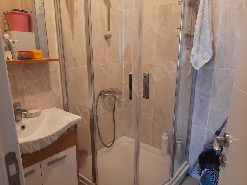 KAVAKLI MERKEZDE SİTE İÇERİSİNDE GENİŞ DUBLEKS SATILIK DAİRE 