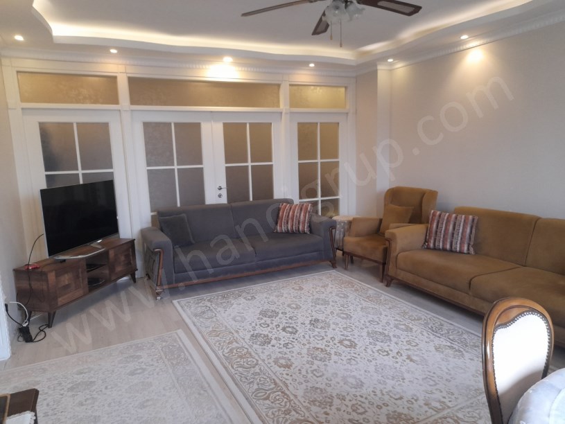 KAVAKLI MERKEZDE SİTE İÇERİSİNDE GENİŞ DUBLEKS SATILIK DAİRE 