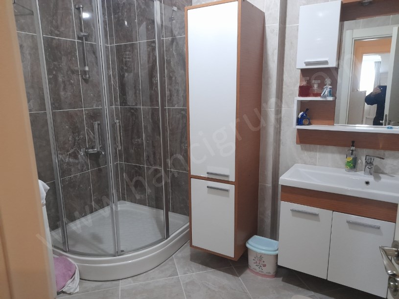 KAVAKLI MERKEZDE SİTE İÇERİSİNDE GENİŞ DUBLEKS SATILIK DAİRE 