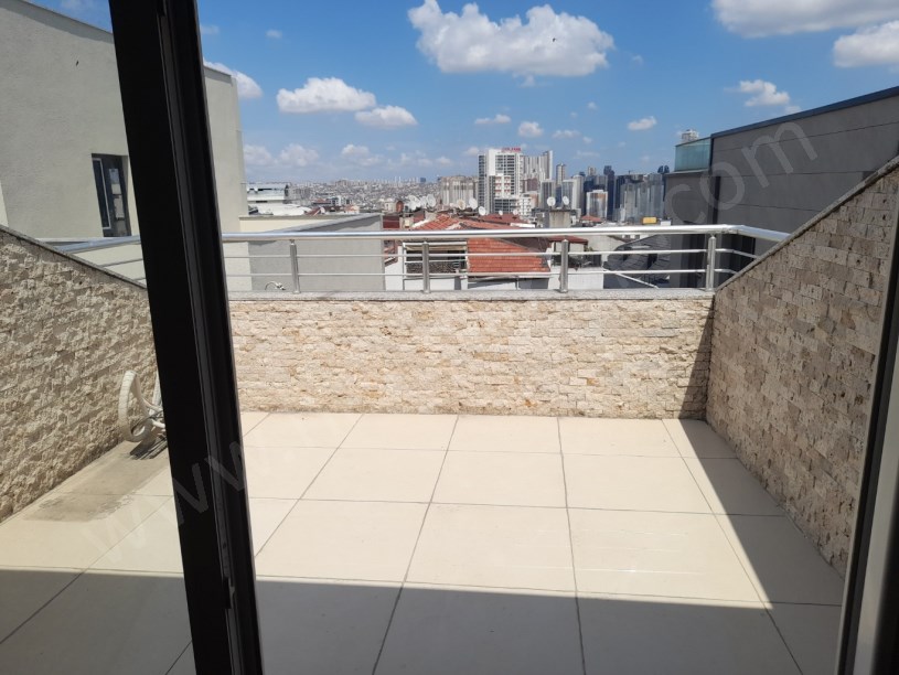 METROBÜSE YAKIN KİRALIK DUBLEKS 2+1 İŞYERİ OFİS