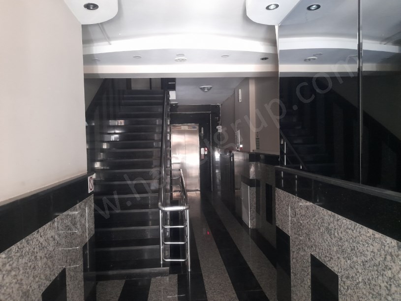 METROBÜSE YAKIN KİRALIK DUBLEKS 2+1 İŞYERİ OFİS