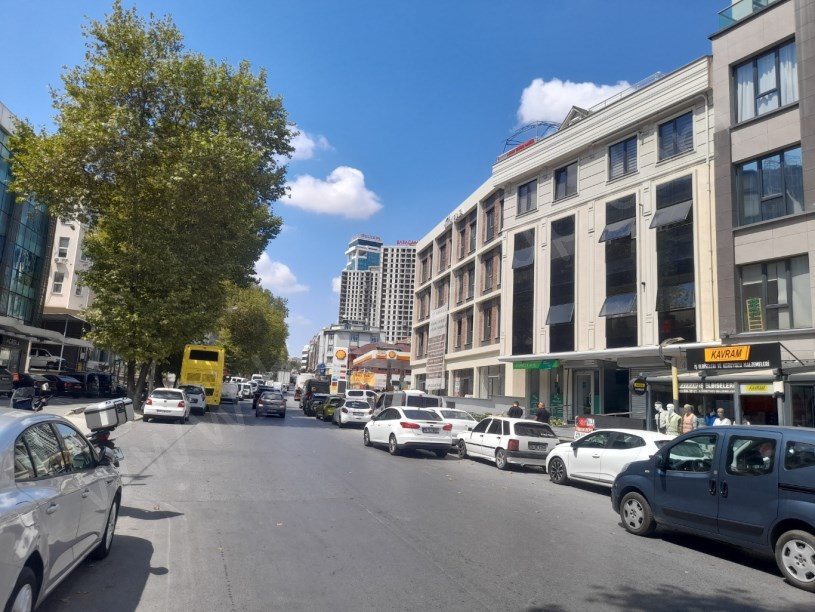 METROBÜSE YAKIN KİRALIK DUBLEKS 2+1 İŞYERİ OFİS