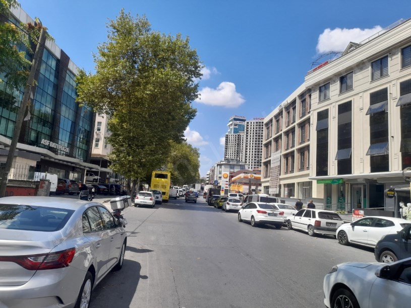 METROBÜSE YAKIN KİRALIK DUBLEKS 2+1 İŞYERİ OFİS