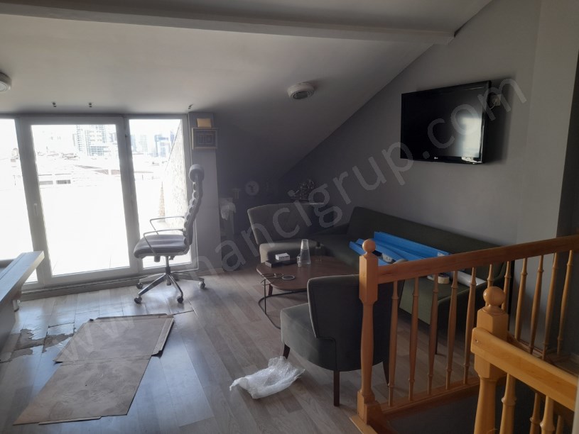 METROBÜSE YAKIN KİRALIK DUBLEKS 2+1 İŞYERİ OFİS