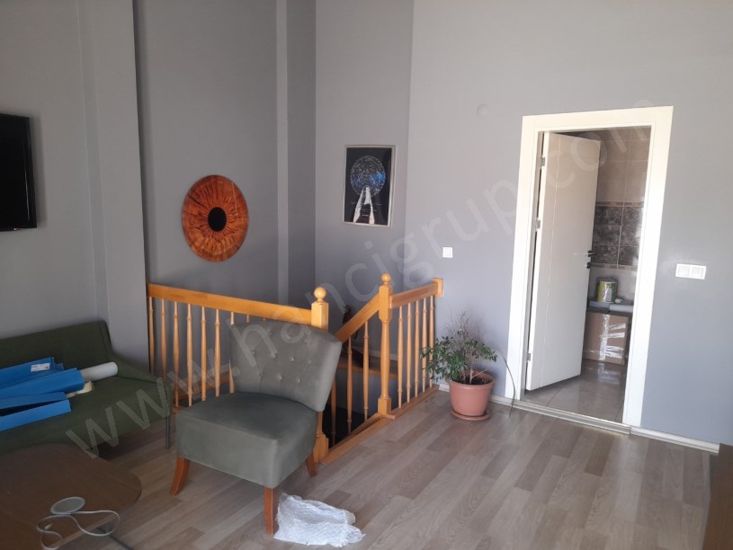 METROBÜSE YAKIN KİRALIK DUBLEKS 2+1 İŞYERİ OFİS
