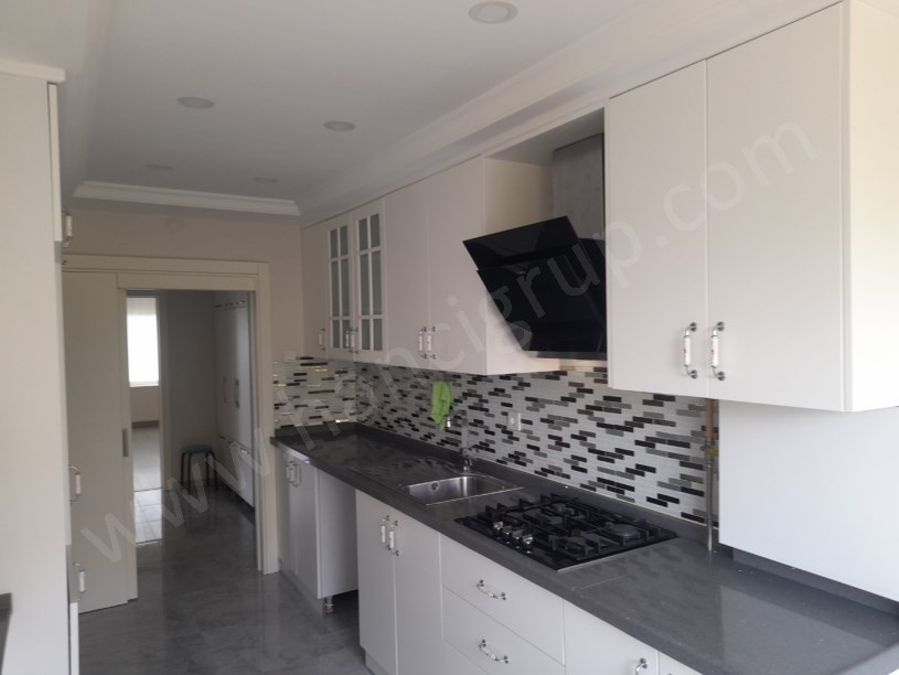 İHLAS MARMARA EVLERİNDE FULL TADİLATLI KİRALIK DAİRE
