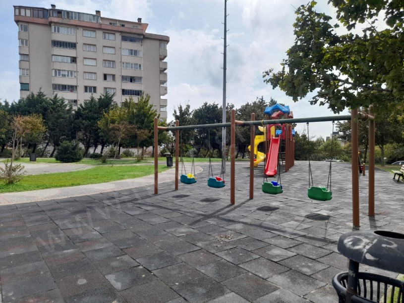 BEYLİKDÜZÜ GELİŞİM SİTESİNDE GÜNEY CEPHE SATILIK 3+1 DAİRE