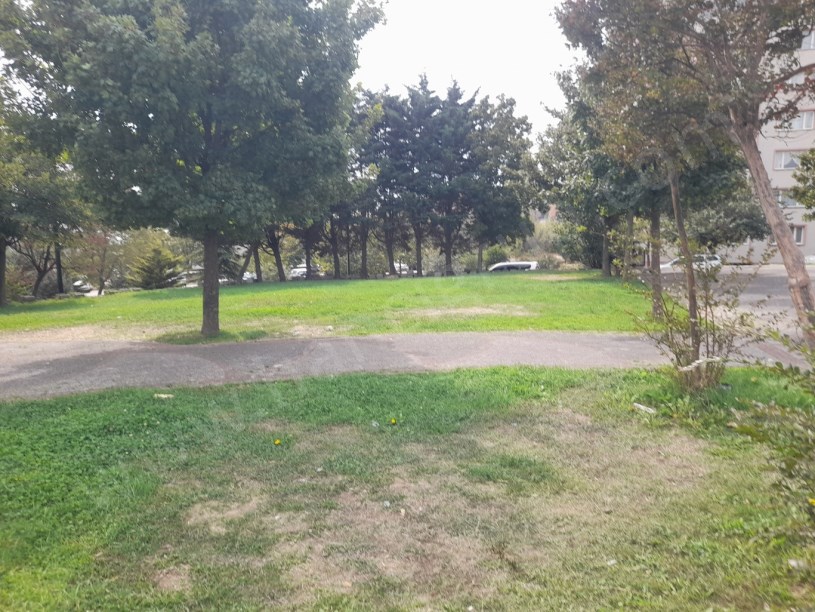 BEYLİKDÜZÜ GELİŞİM SİTESİNDE GÜNEY CEPHE SATILIK 3+1 DAİRE