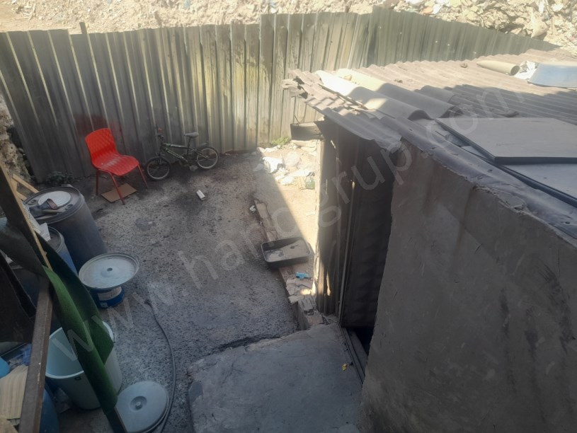 YENİKAPI DA SATILIK KOMPLE BİNA VE ARSASI