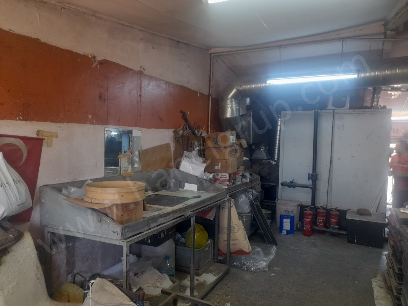 YENİKAPI DA SATILIK KOMPLE BİNA VE ARSASI