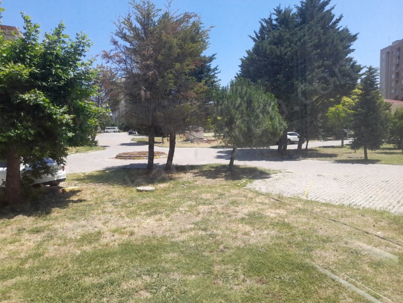 BEYLİKDÜZÜ KARDELEN SİTESİNDE SATILIK 3+1 DAİRE