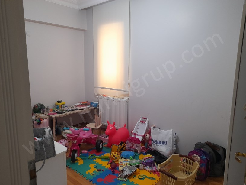 BEYLİKDÜZÜ KARDELEN SİTESİNDE SATILIK 3+1 DAİRE